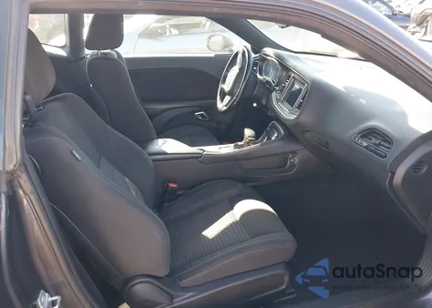 2019 Dodge Challenger Sxt z USA, uszkodzony, nr VIN 2C3CDZAG7KH733487